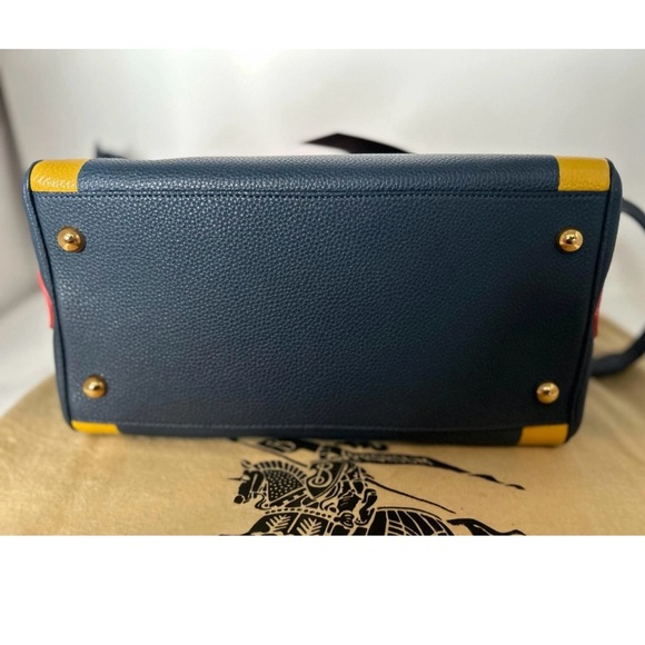 BURBERRY LEATHER HANDBAG - Picture 6 of 11